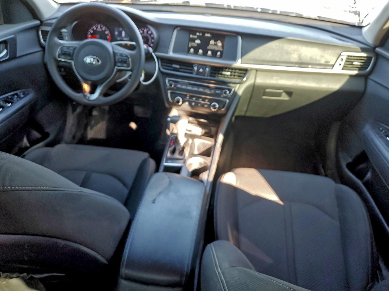 2018 KIA OPTIMA LX photo 8