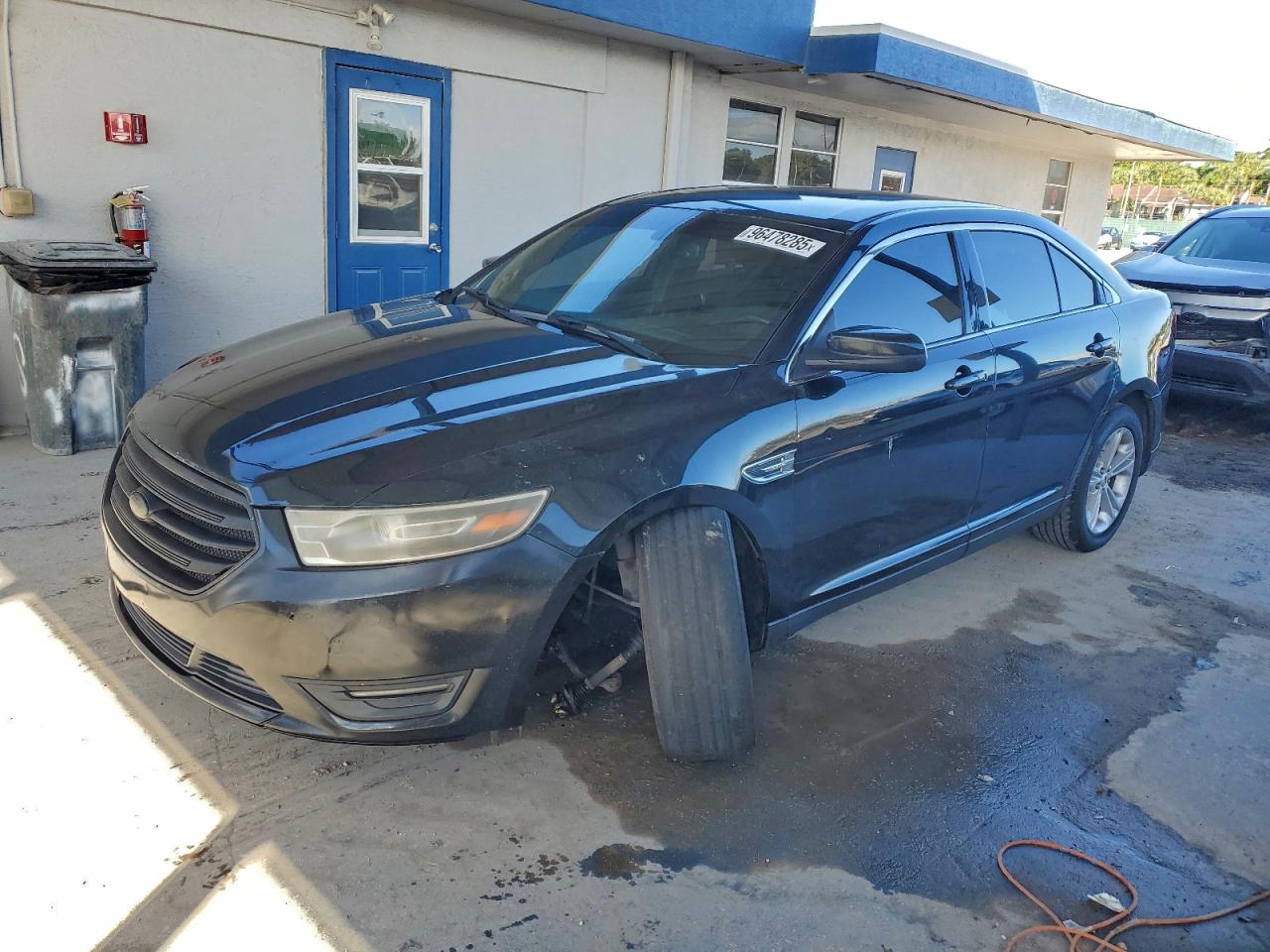 2015 FORD TAURUS