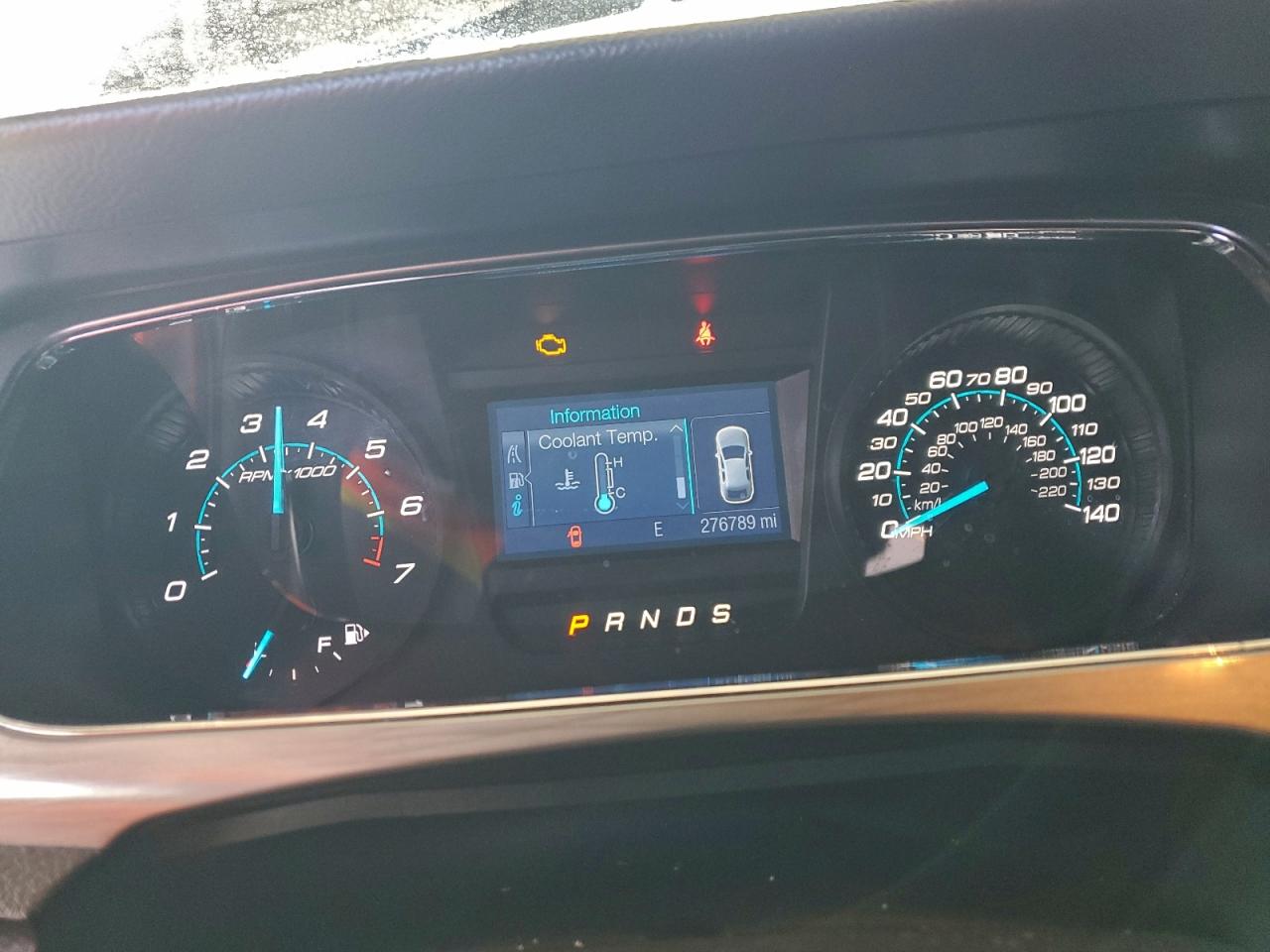 2015 FORD TAURUS SEL photo 9