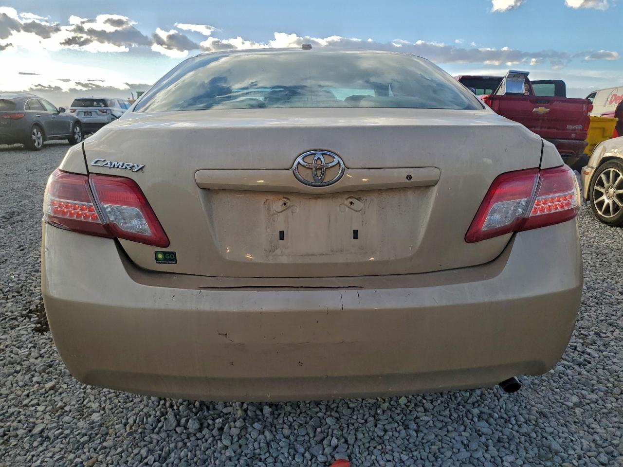 2010 TOYOTA CAMRY BASE photo 6