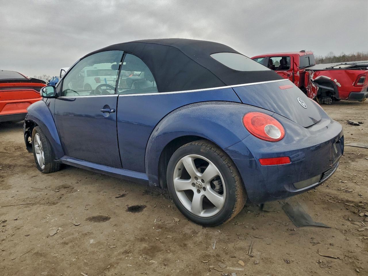 2006 VOLKSWAGEN NEW BEETLE CONVERTIBLE OPTION PACKAGE 2 photo 2