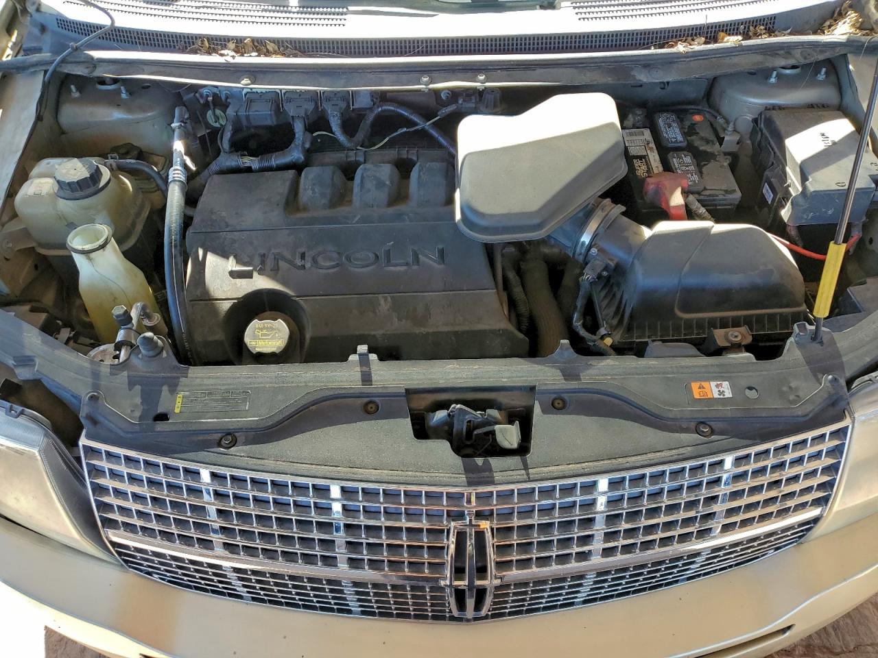 2010 LINCOLN MKX photo 12