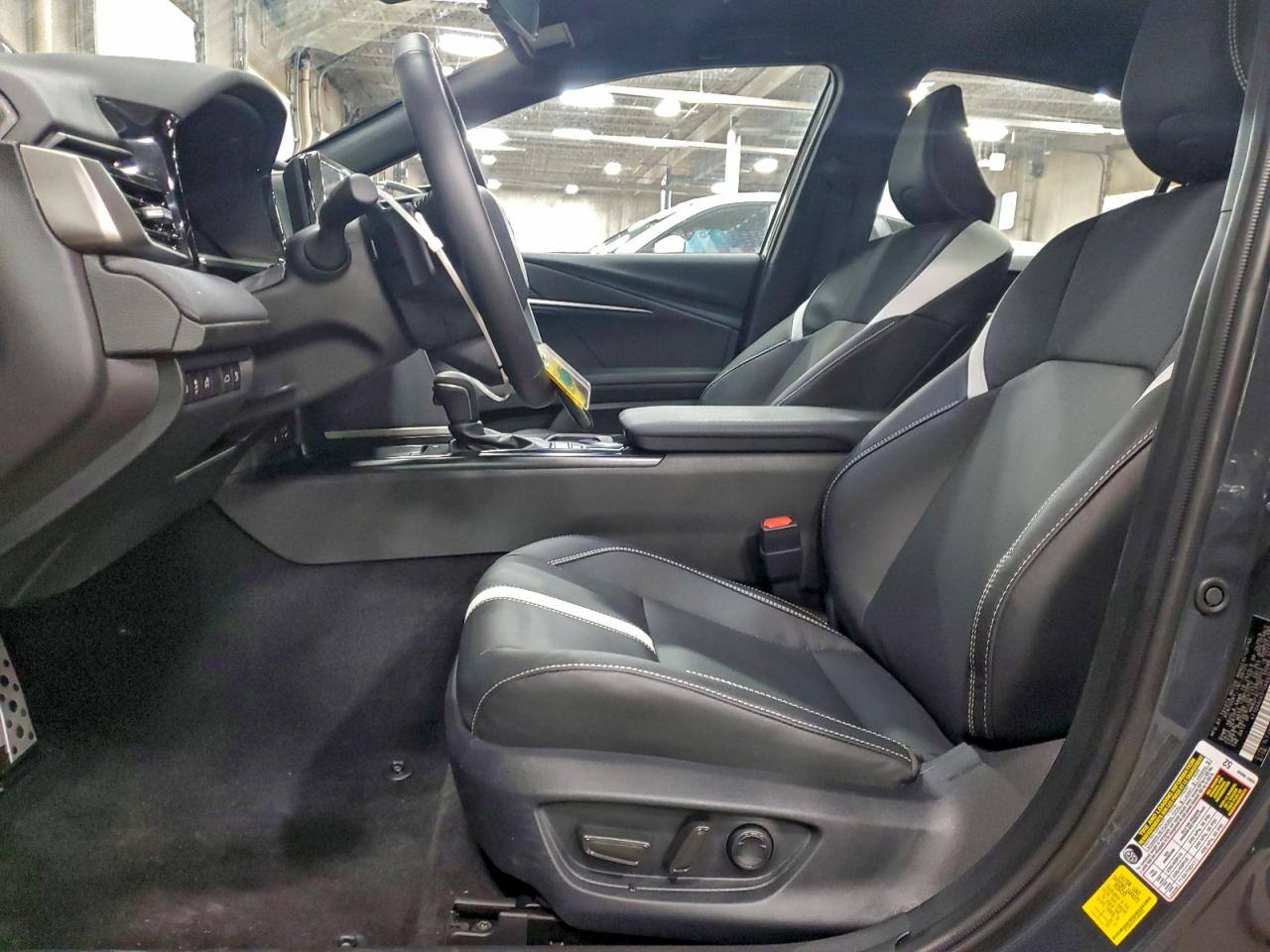 2026 TOYOTA CAMRY XSE photo 7