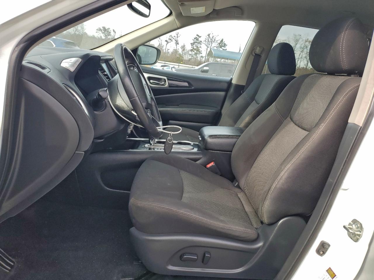 2020 NISSAN PATHFINDER SV photo 7