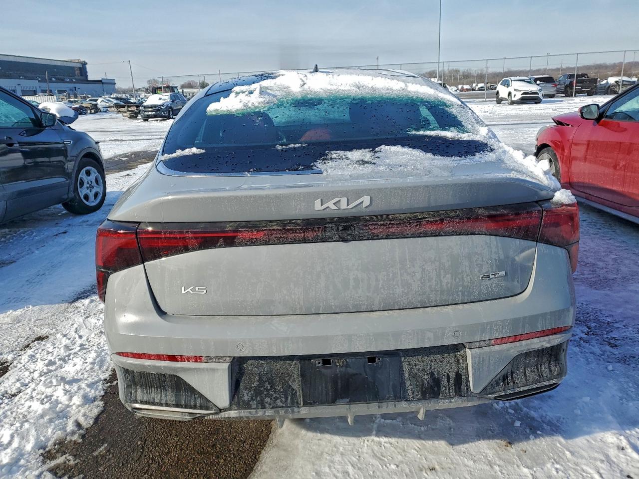 2025 KIA K5 GT LINE photo 6