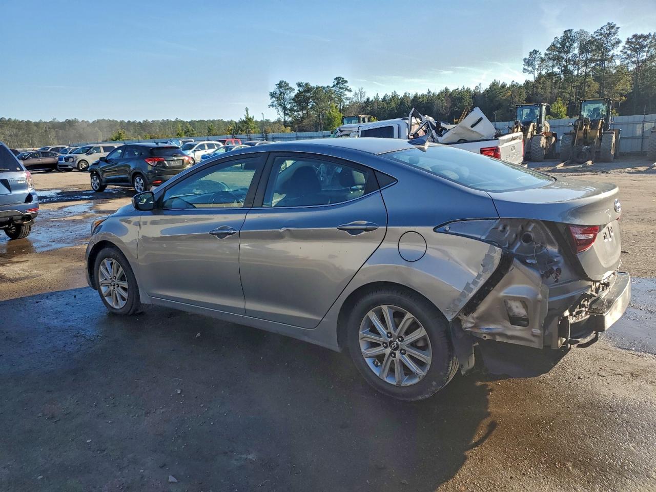 2015 HYUNDAI ELANTRA SE photo 2