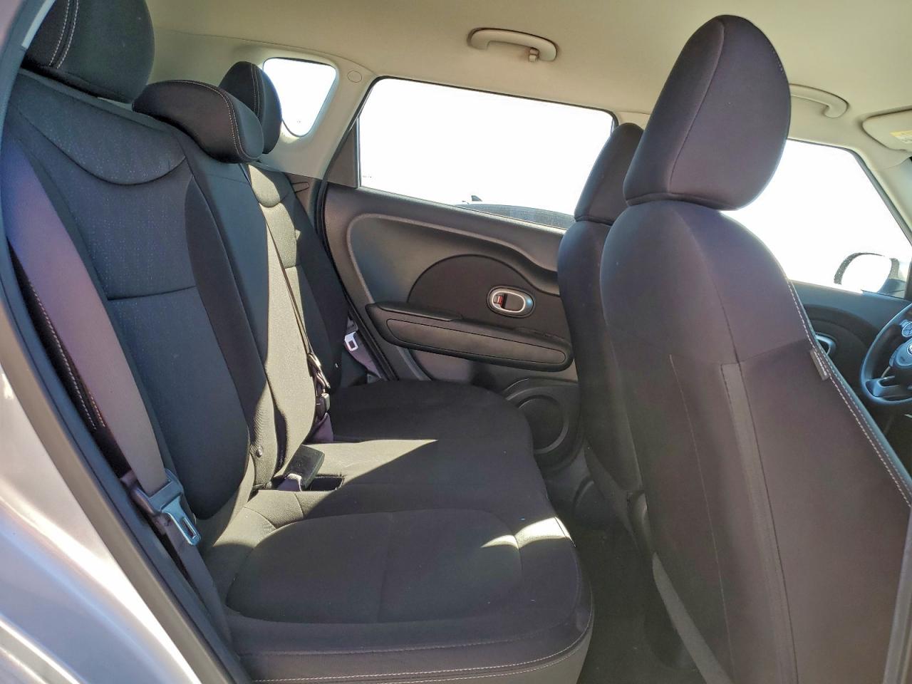2016 KIA SOUL photo 10
