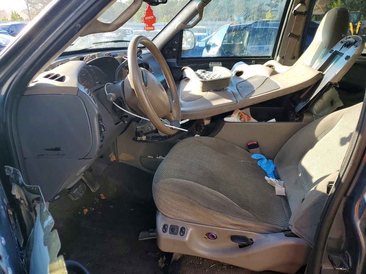 2000 FORD EXPEDITION XLT photo 13