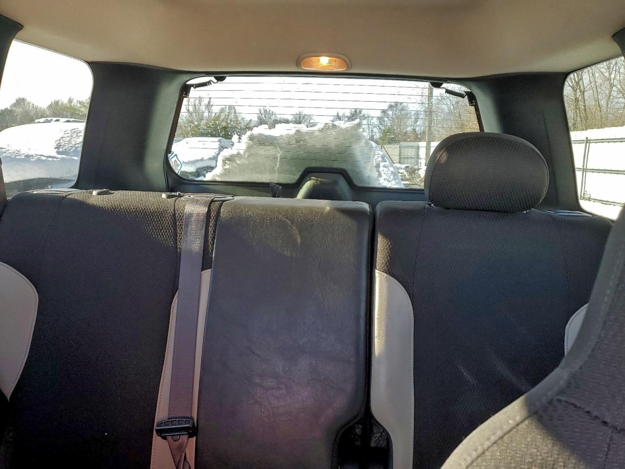 2003 JEEP LIBERTY SPORT photo 10