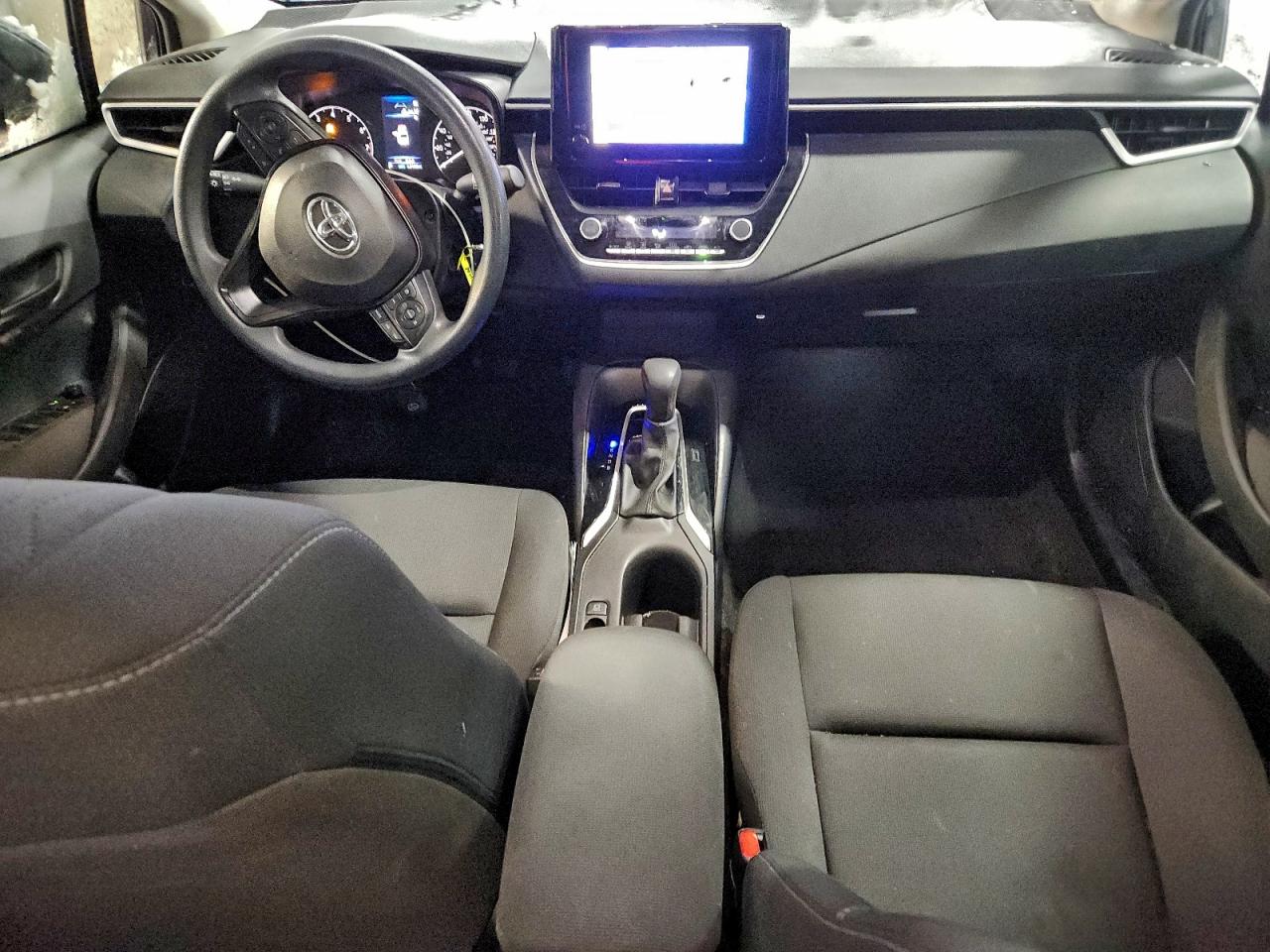 2024 TOYOTA COROLLA LE photo 8