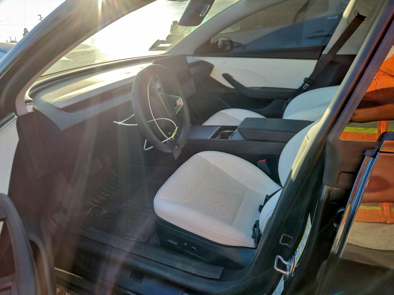 2024 TESLA MODEL 3 photo 7
