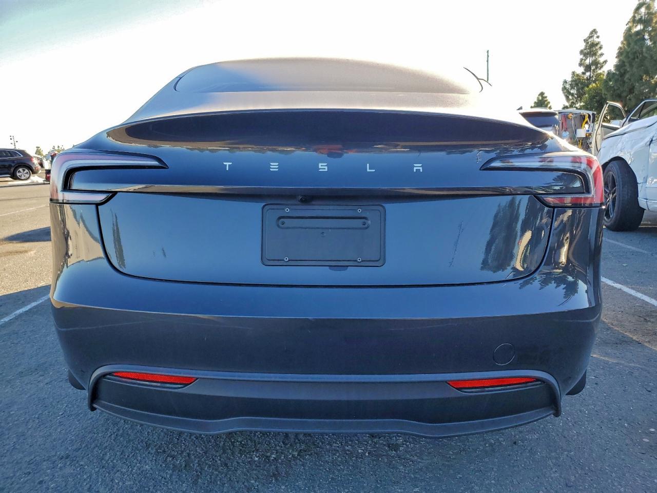 2024 TESLA MODEL 3 photo 6