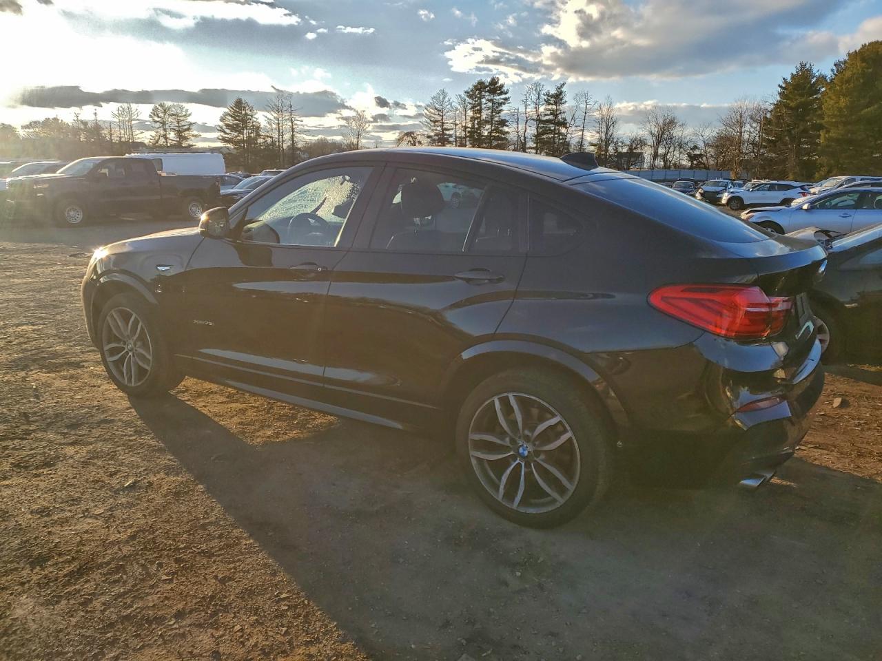 2016 BMW X4 XDRIVE28I photo 2