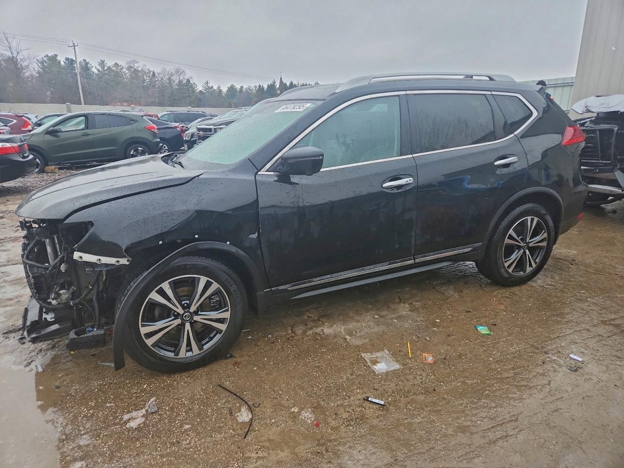 2017 NISSAN ROGUE