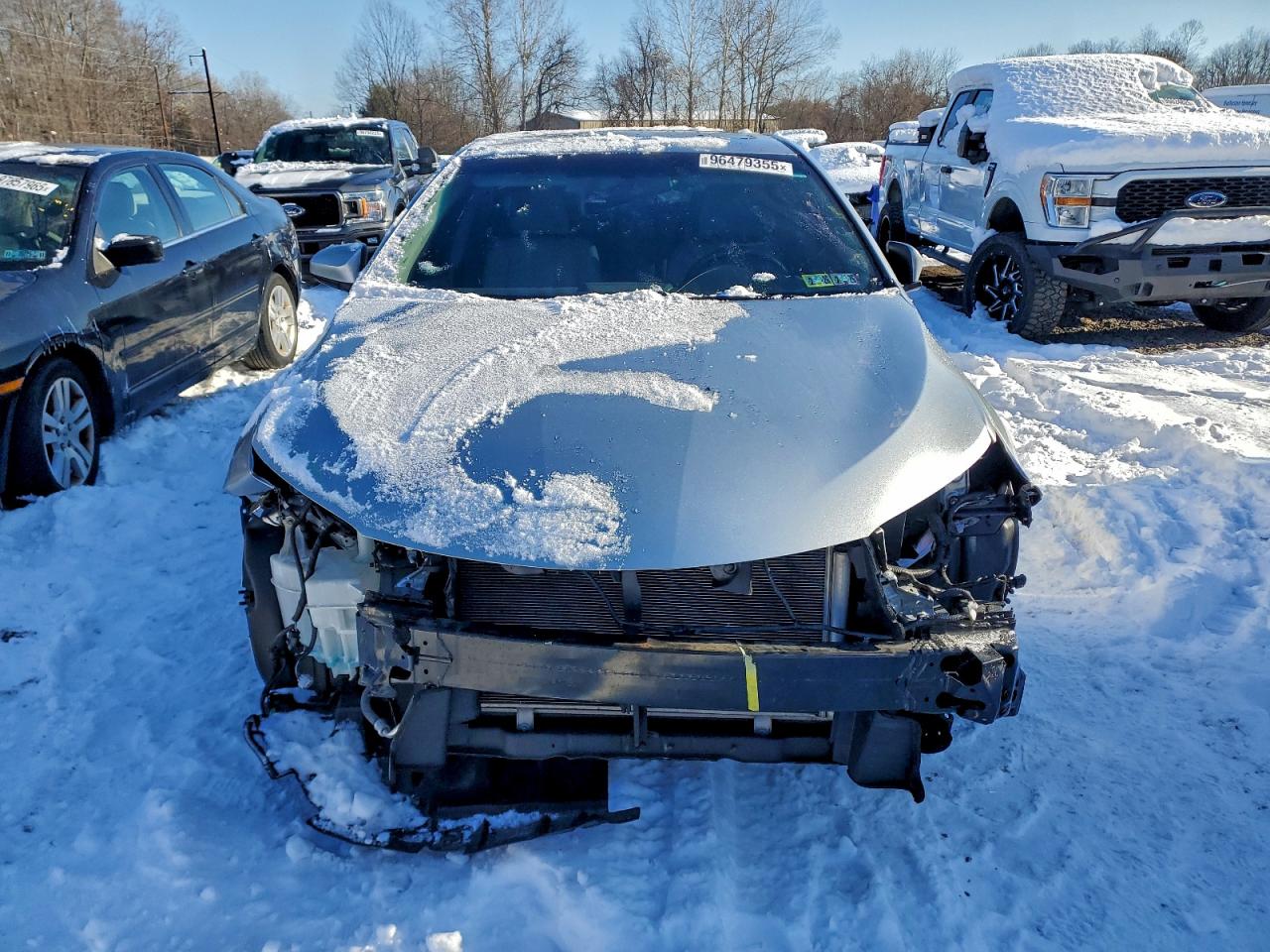 2015 TOYOTA CAMRY LE photo 5