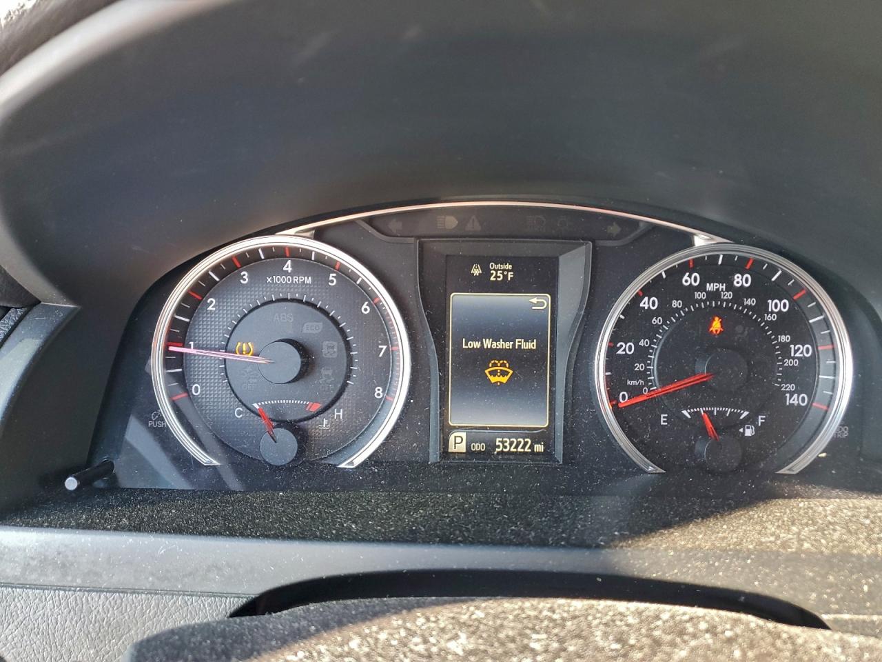 2015 TOYOTA CAMRY LE photo 9