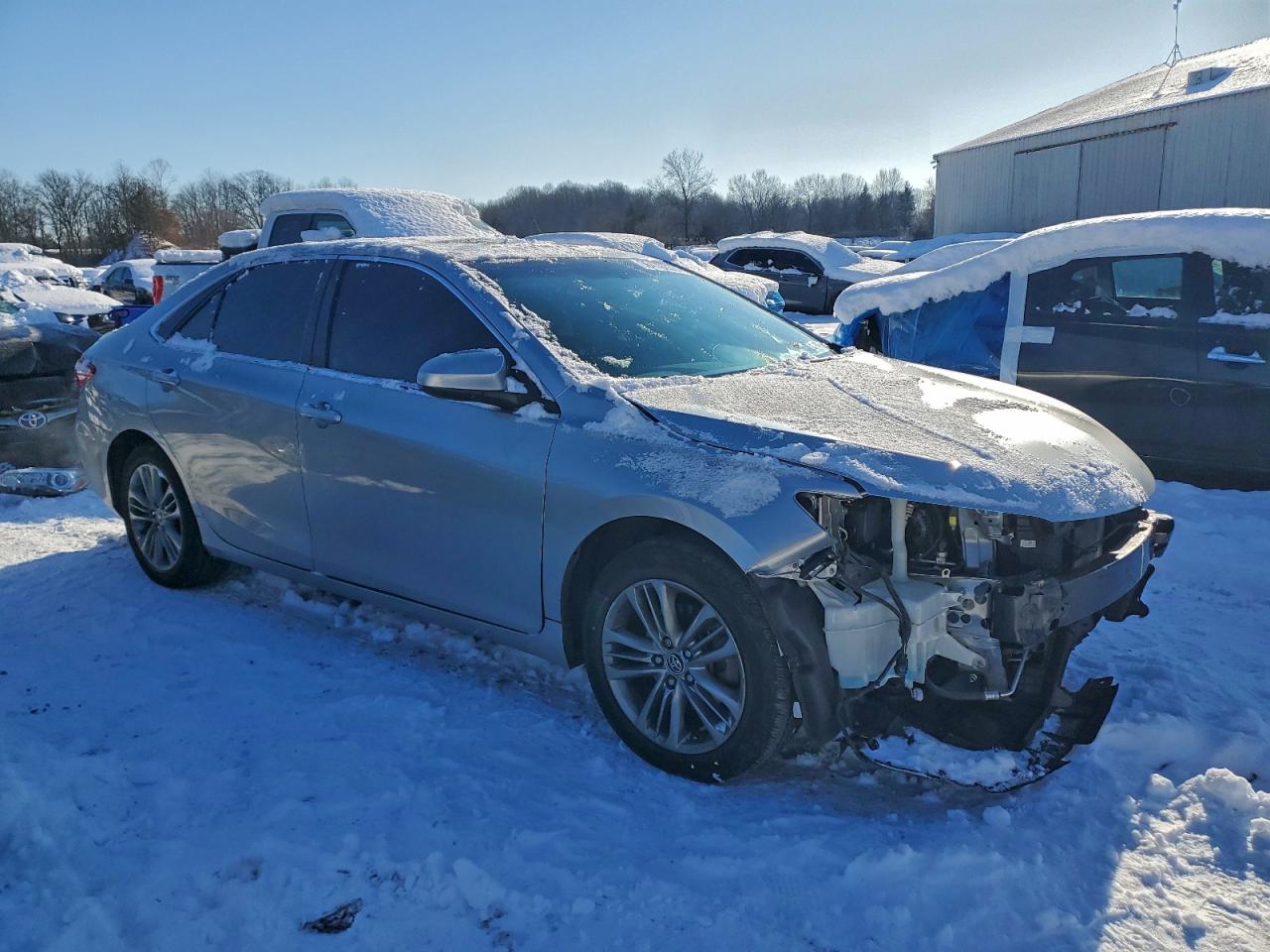 2015 TOYOTA CAMRY LE photo 4