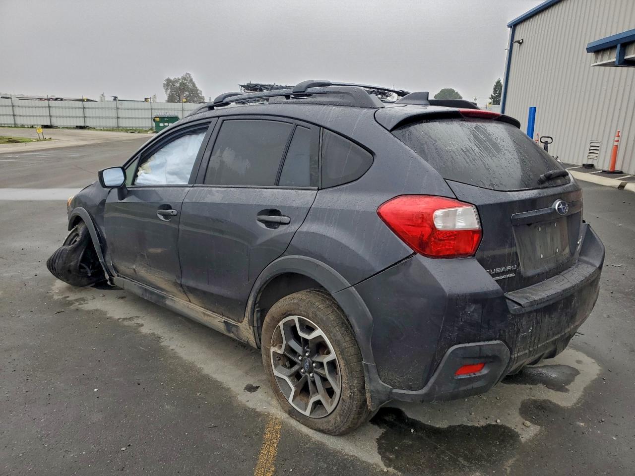2017 SUBARU CROSSTREK PREMIUM photo 2