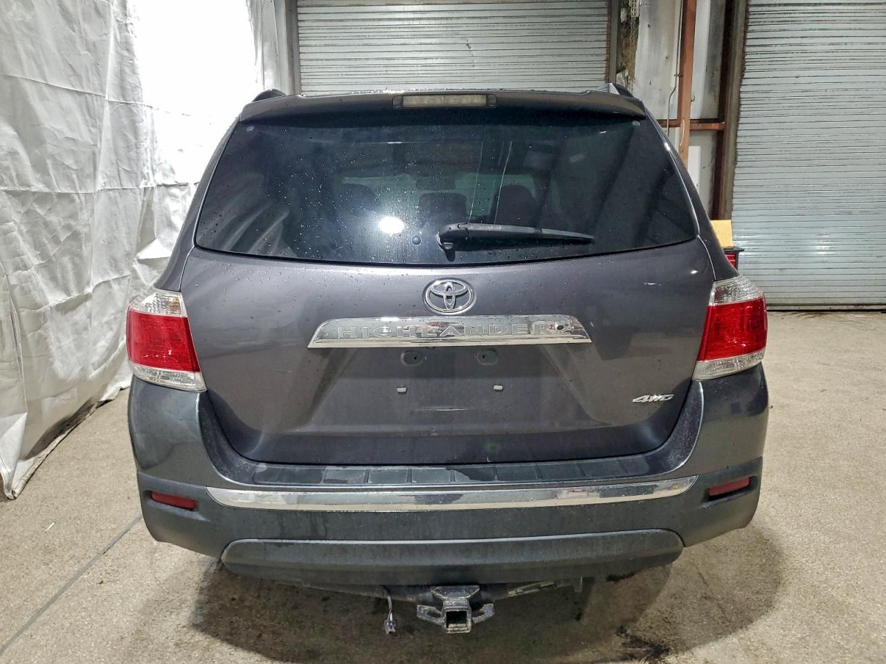 2013 TOYOTA HIGHLANDER LIMITED photo 6