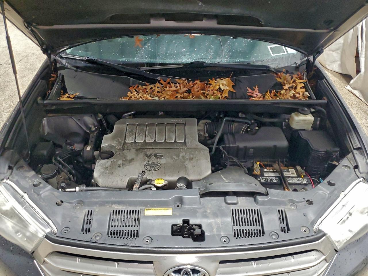 2013 TOYOTA HIGHLANDER LIMITED photo 11