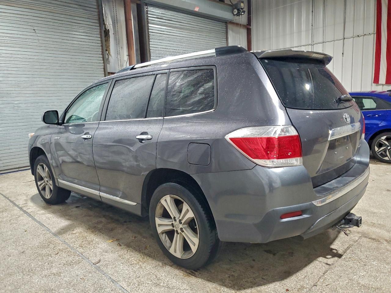 2013 TOYOTA HIGHLANDER LIMITED photo 2