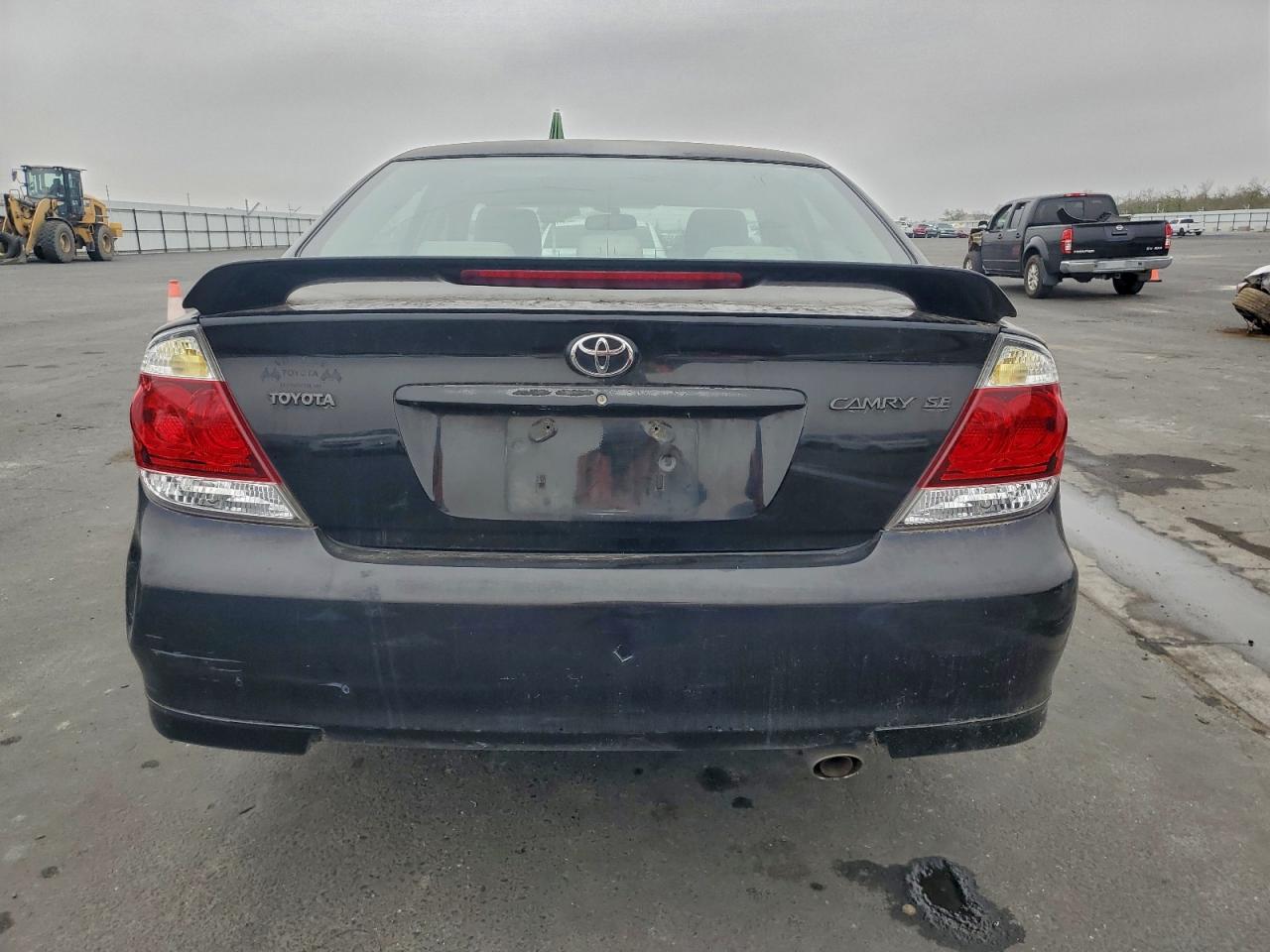 2006 TOYOTA CAMRY LE photo 6