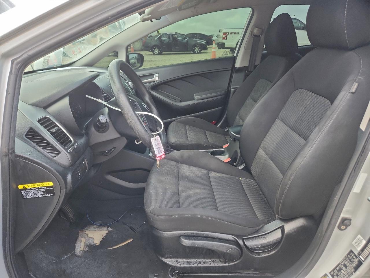 2018 KIA FORTE LX photo 7