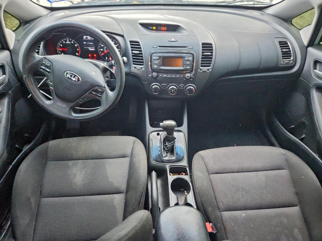 2018 KIA FORTE LX photo 8
