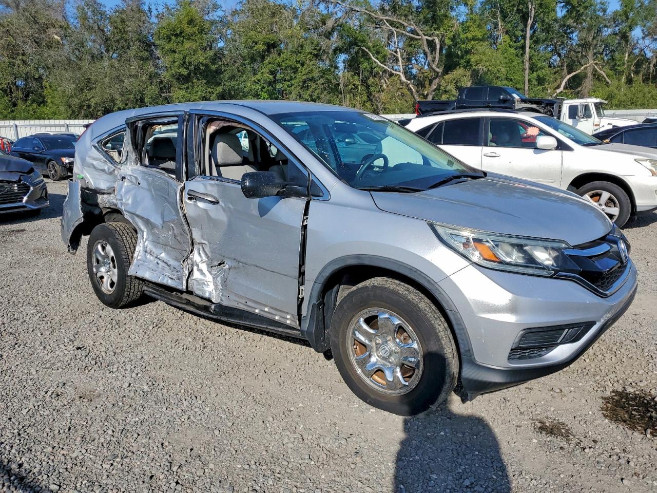 2016 HONDA CR-V LX photo 4