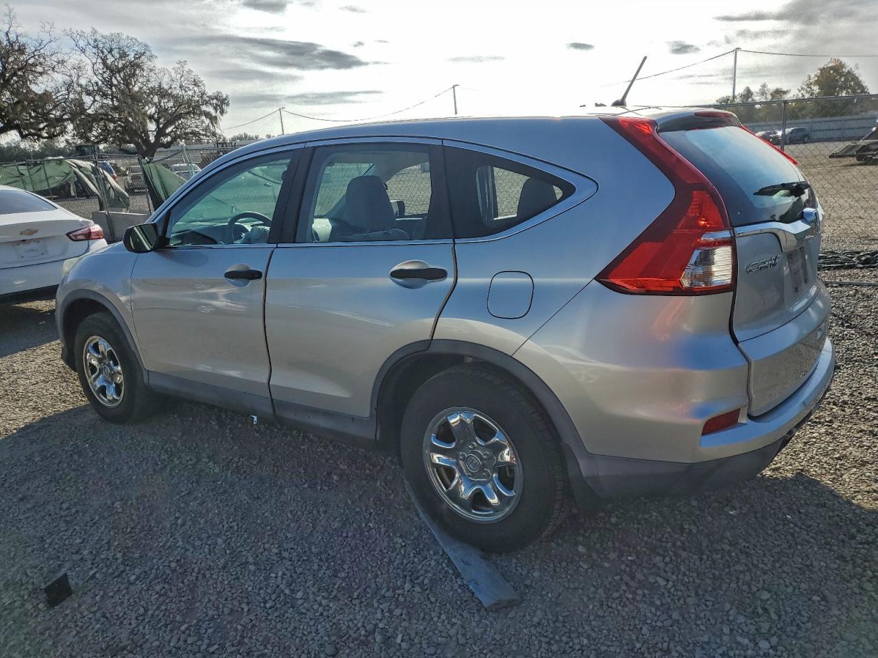 2016 HONDA CR-V LX photo 2
