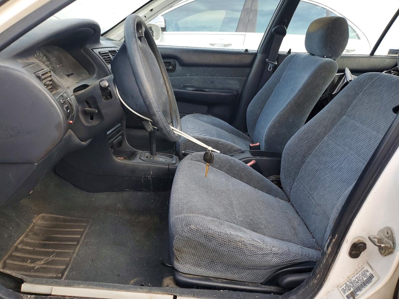 1996 TOYOTA COROLLA DX photo 19