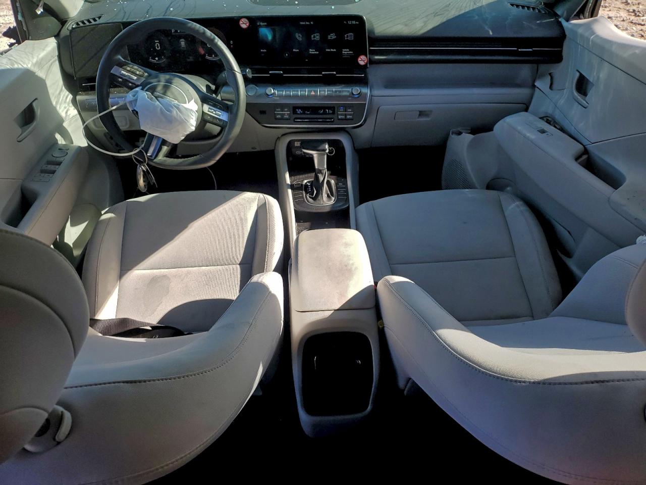 2025 HYUNDAI KONA SEL photo 8