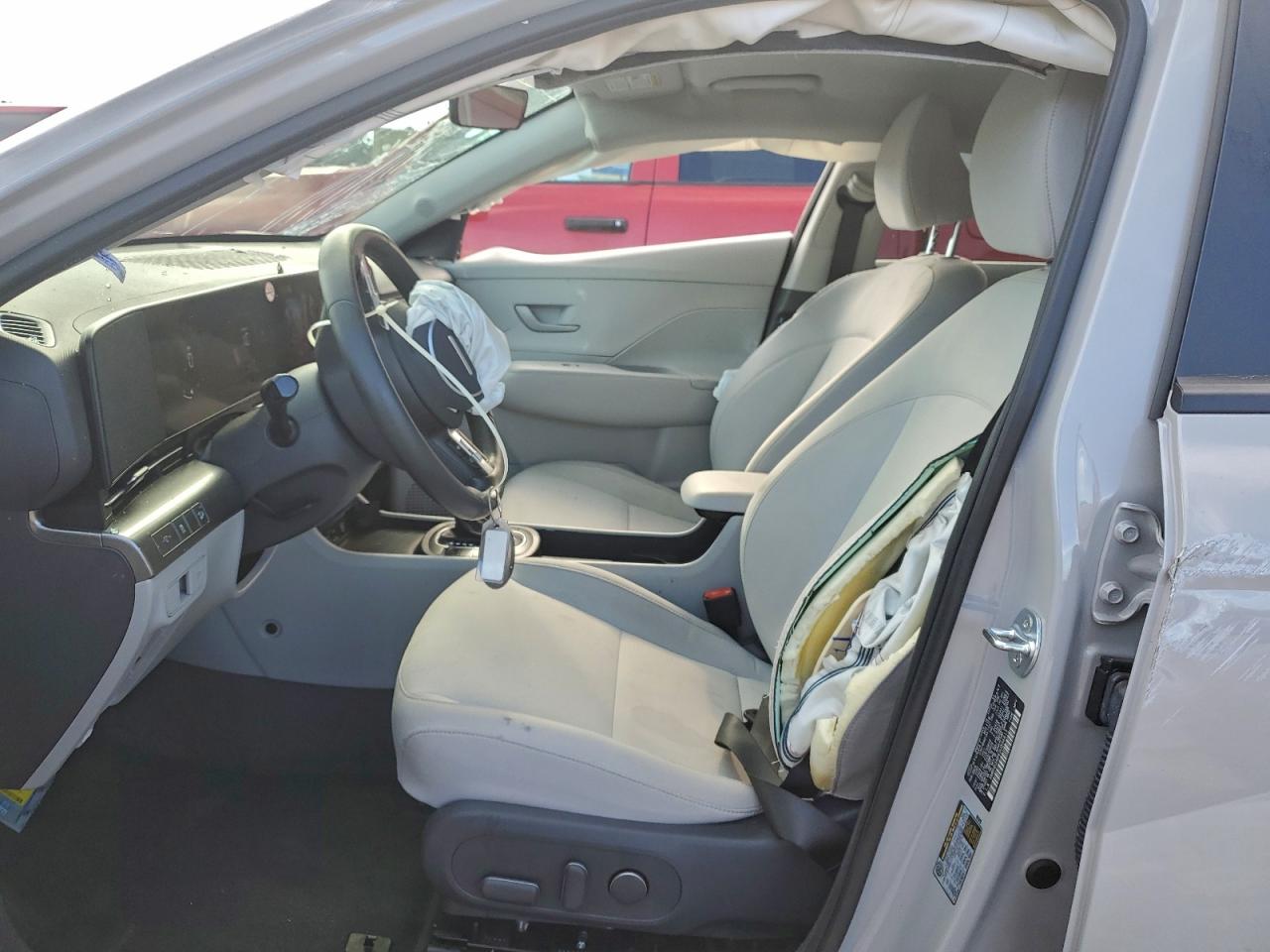 2025 HYUNDAI KONA SEL photo 7