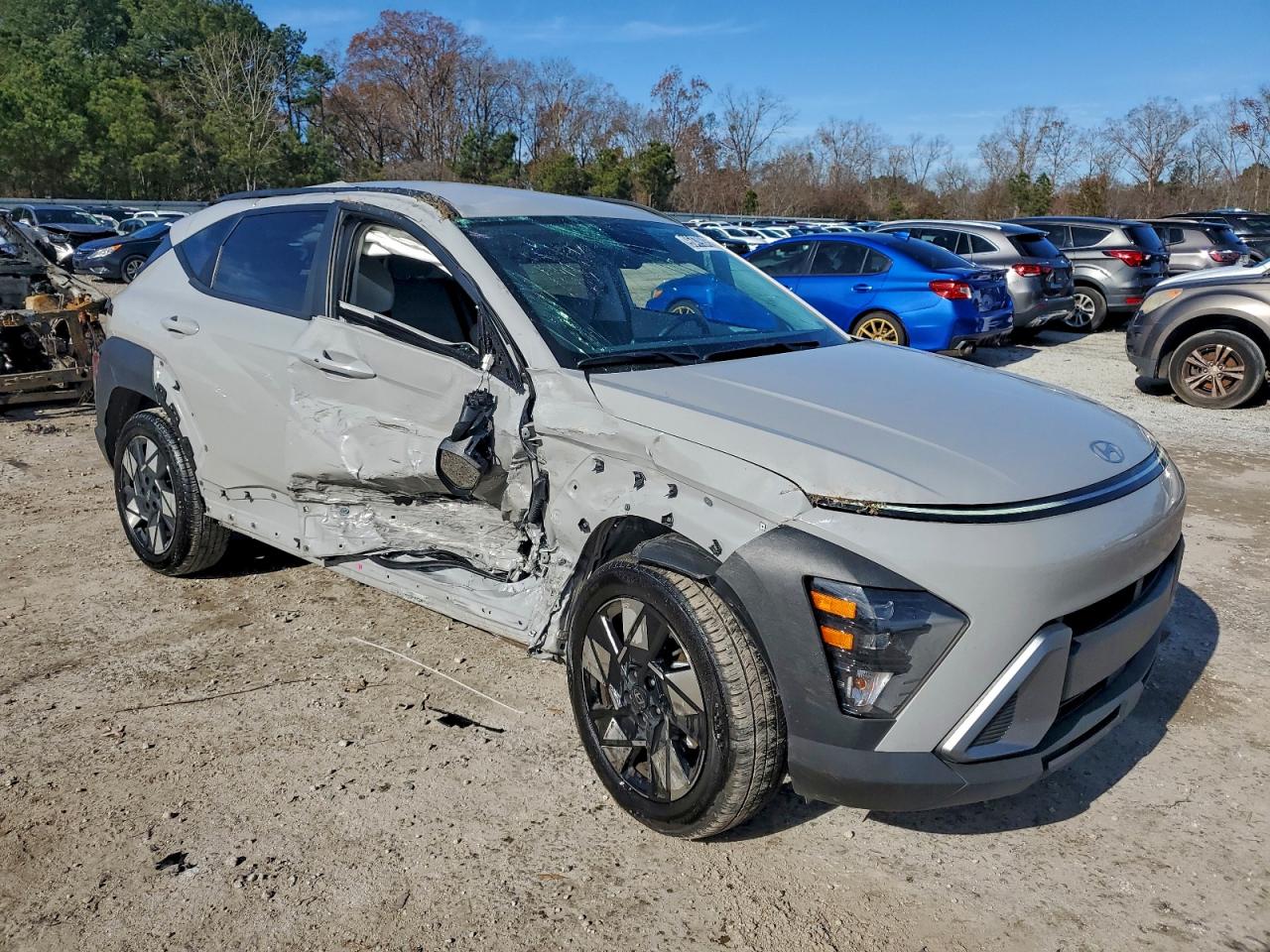 2025 HYUNDAI KONA SEL photo 4