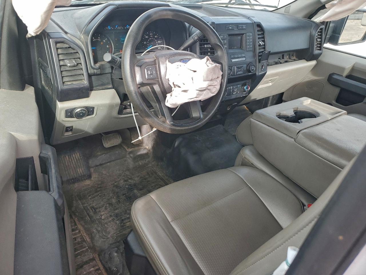 2017 FORD F150 photo 8