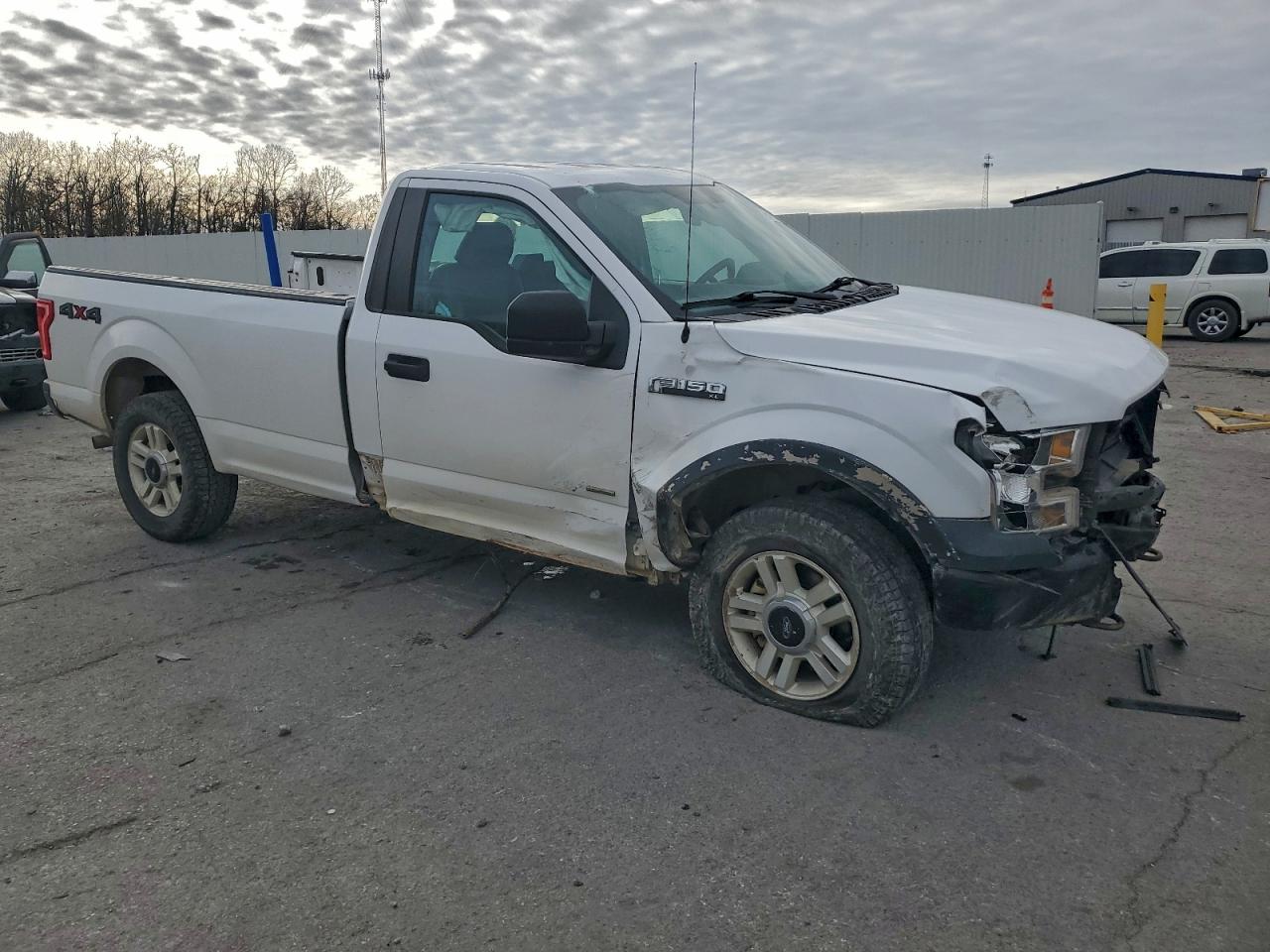 2017 FORD F150 photo 4