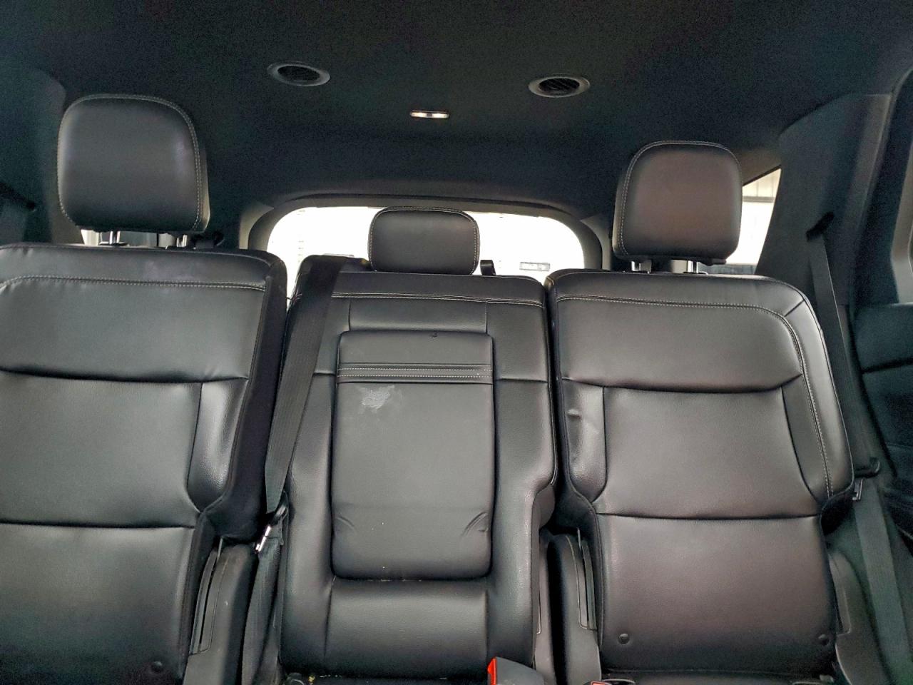 2020 FORD EXPLORER XLT photo 10