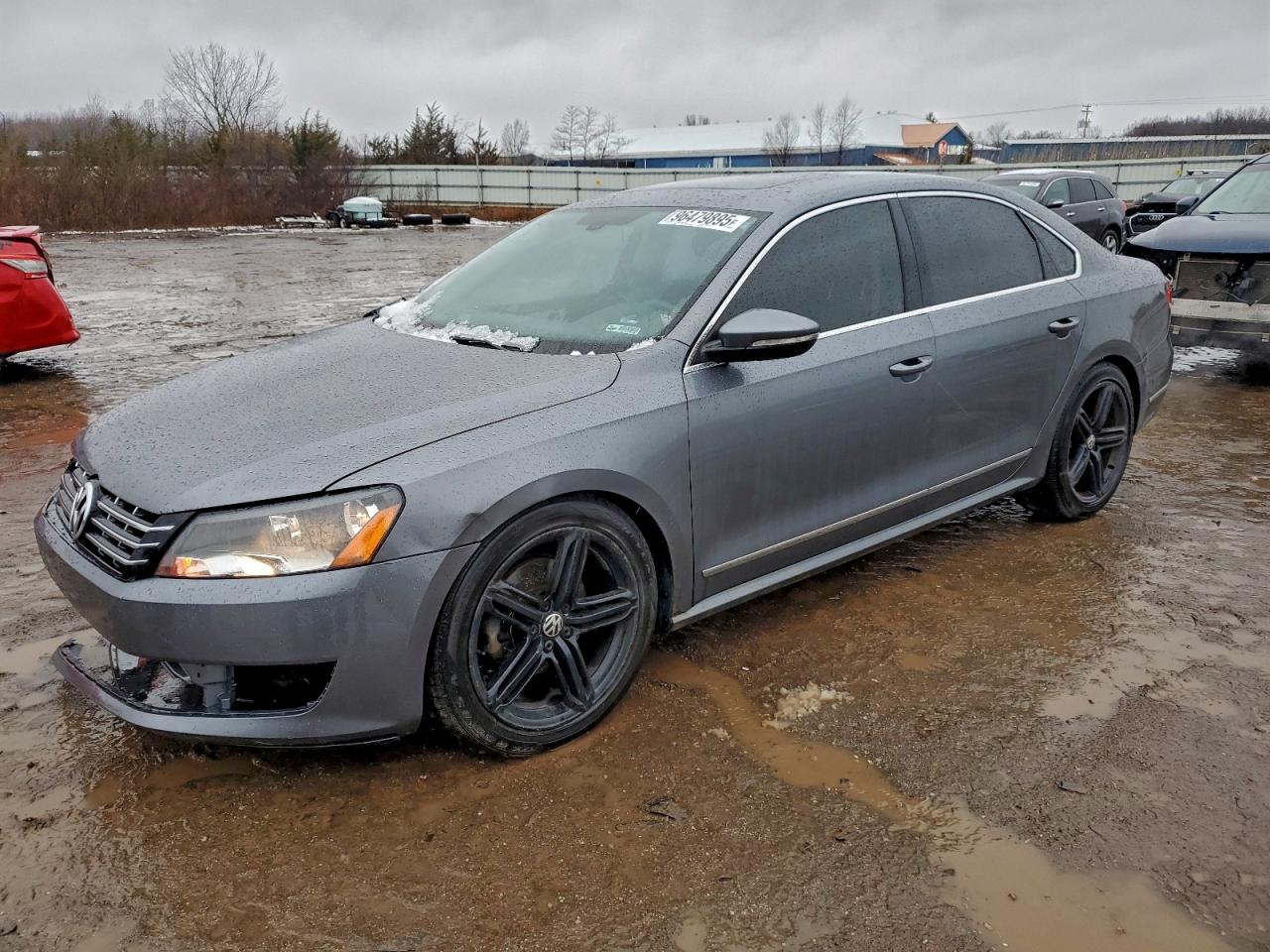 2012 VOLKSWAGEN PASSAT