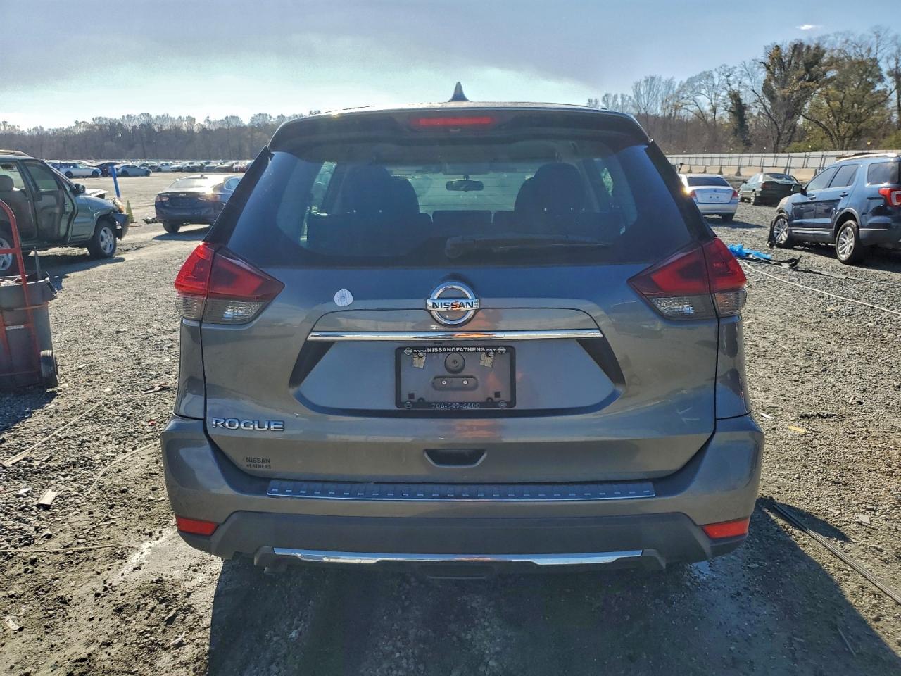 2018 NISSAN ROGUE S photo 6