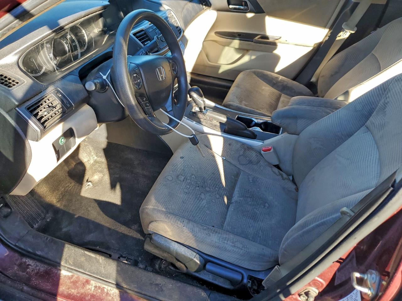 2015 HONDA ACCORD LX photo 7