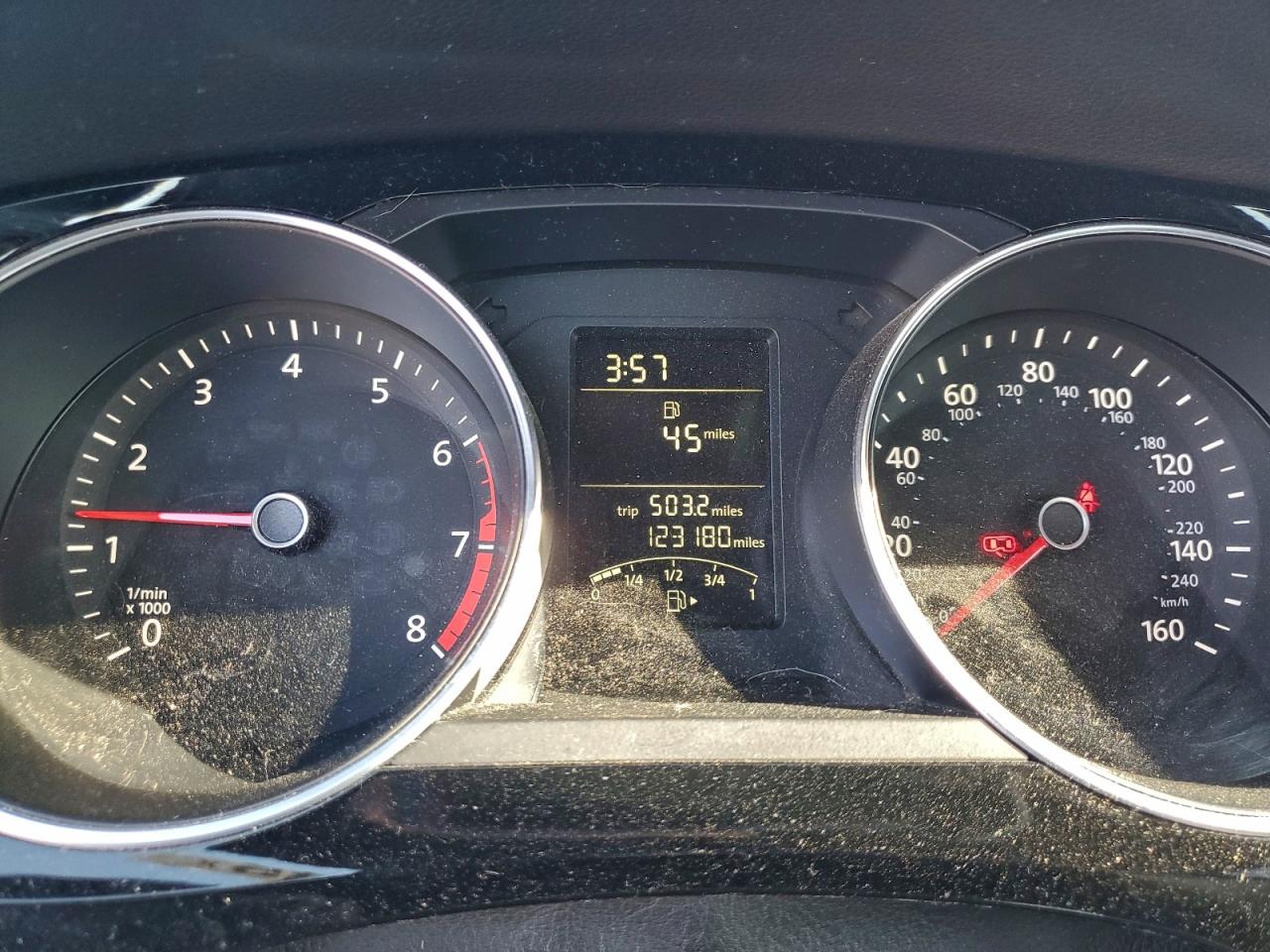 2016 VOLKSWAGEN JETTA SPORT photo 9