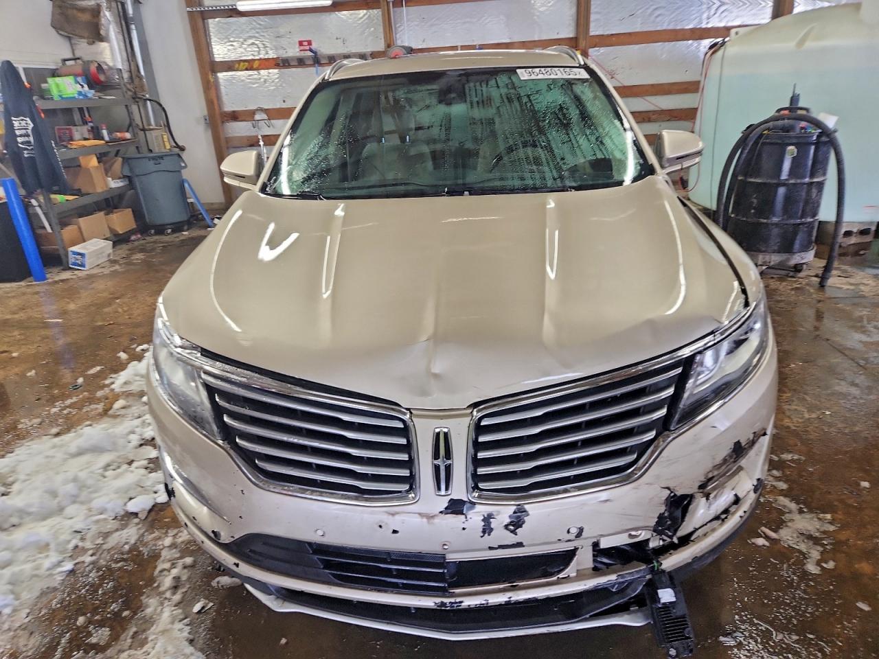 2017 LINCOLN MKC RESERVE photo 5