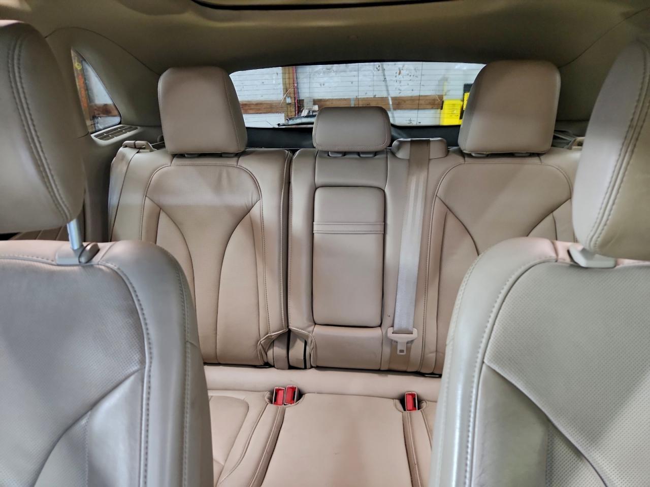 2017 LINCOLN MKC RESERVE photo 10