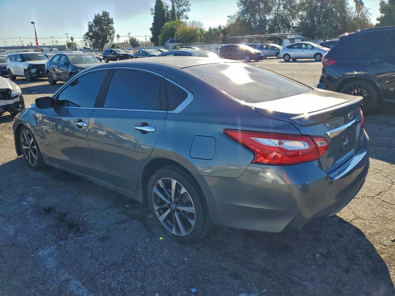 2016 NISSAN ALTIMA 2.5 photo 2