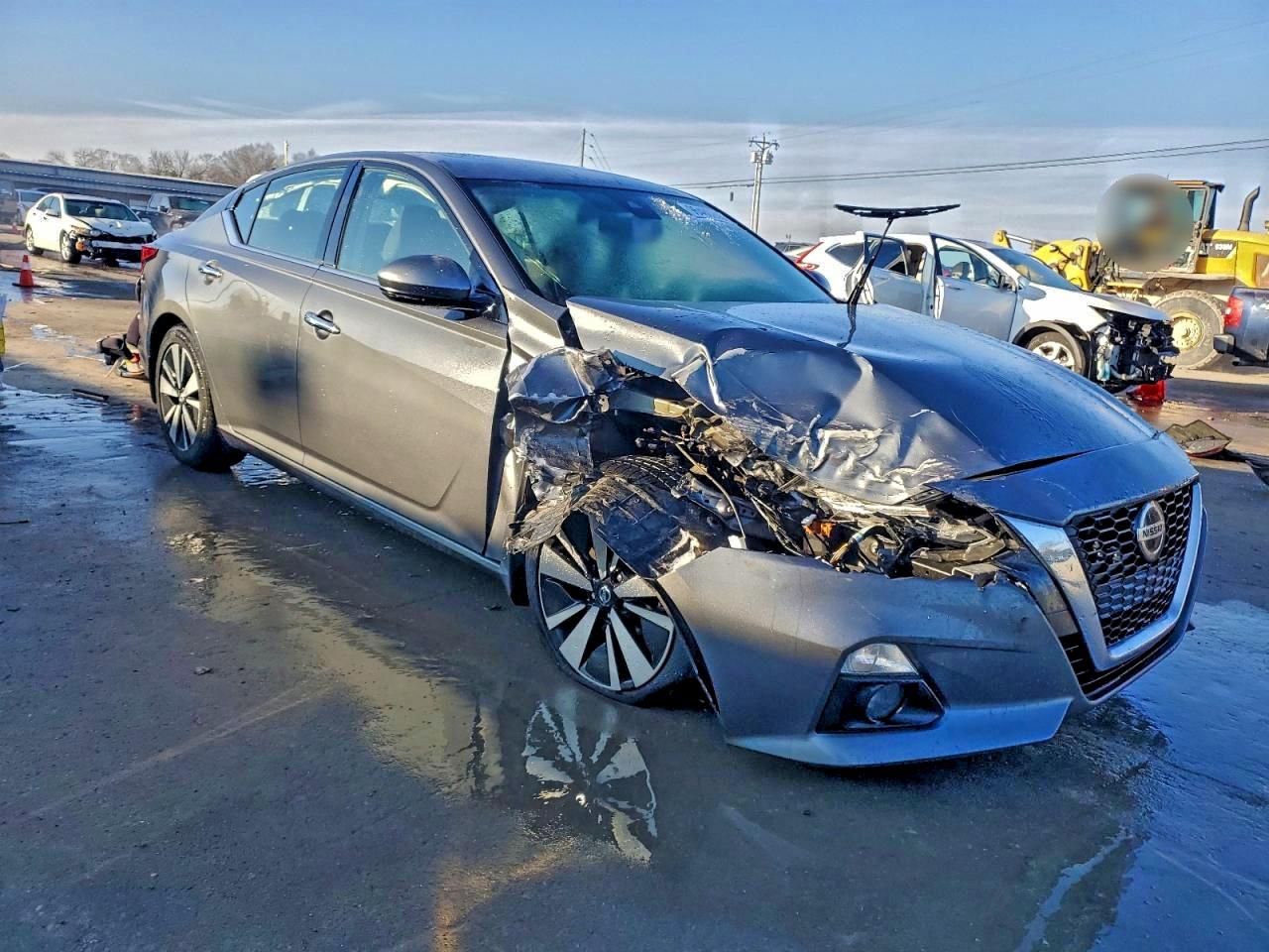 2019 NISSAN ALTIMA SV photo 4
