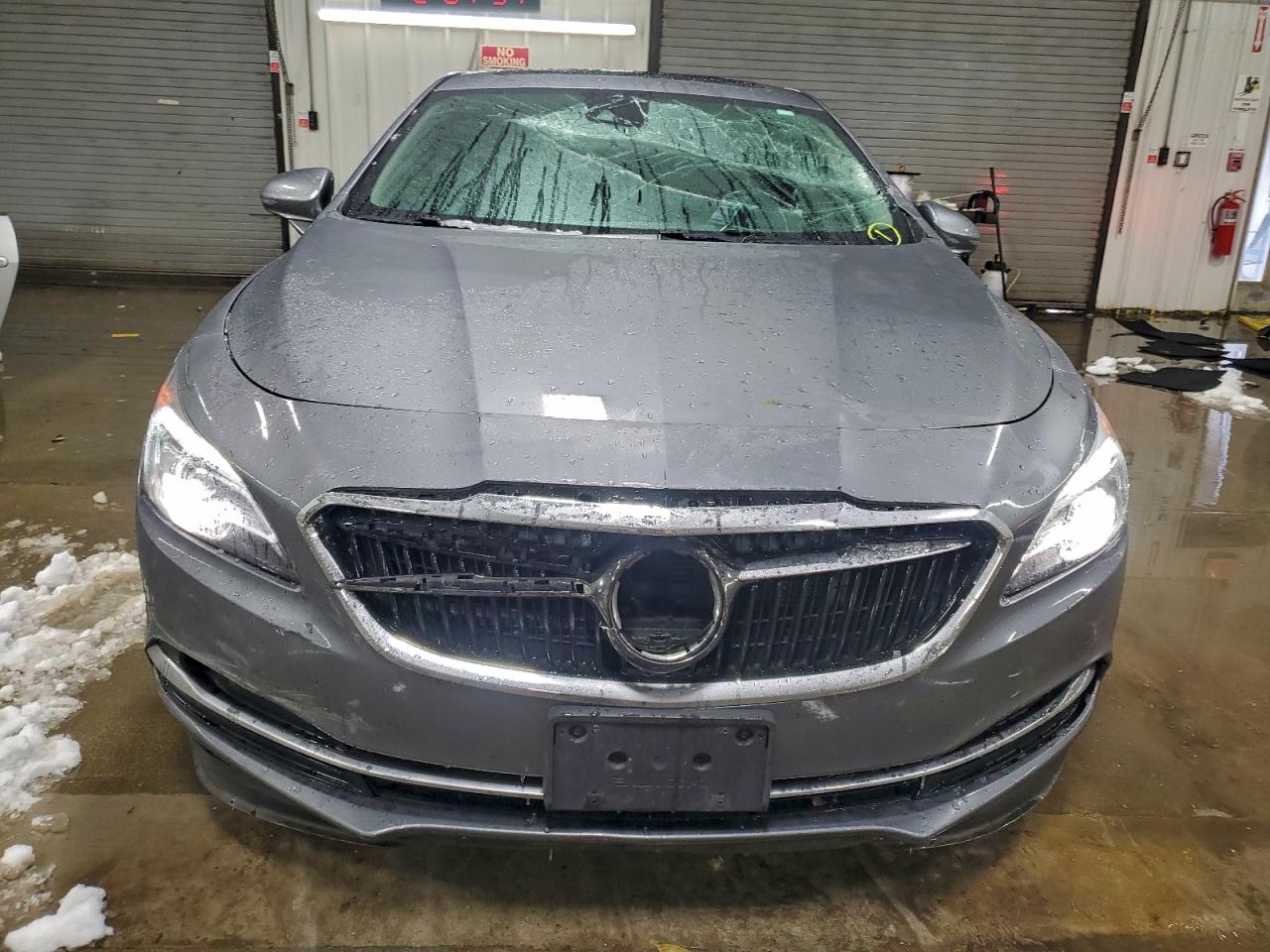 2018 BUICK LACROSSE PREMIUM photo 5
