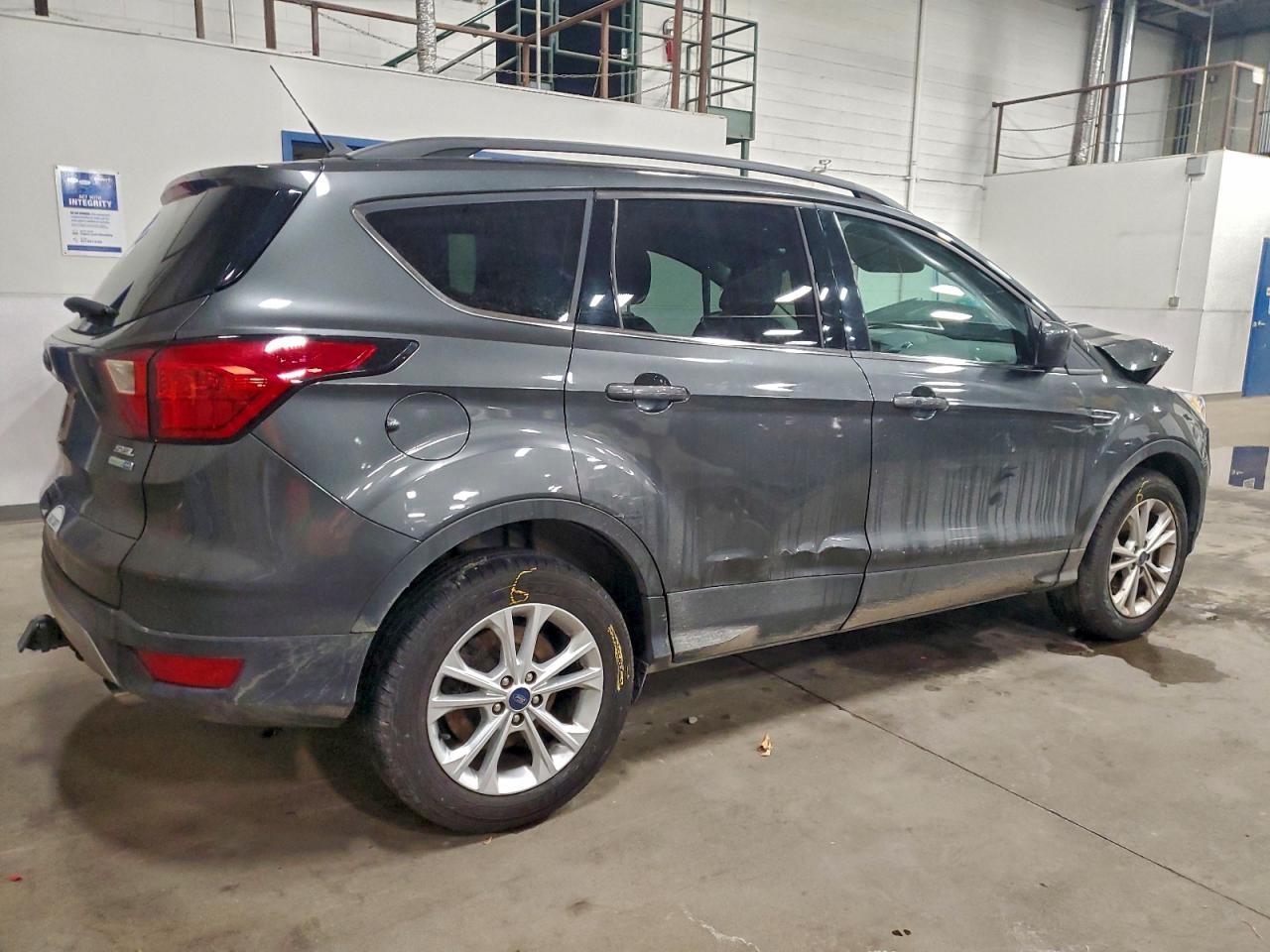 2019 FORD ESCAPE SEL photo 3