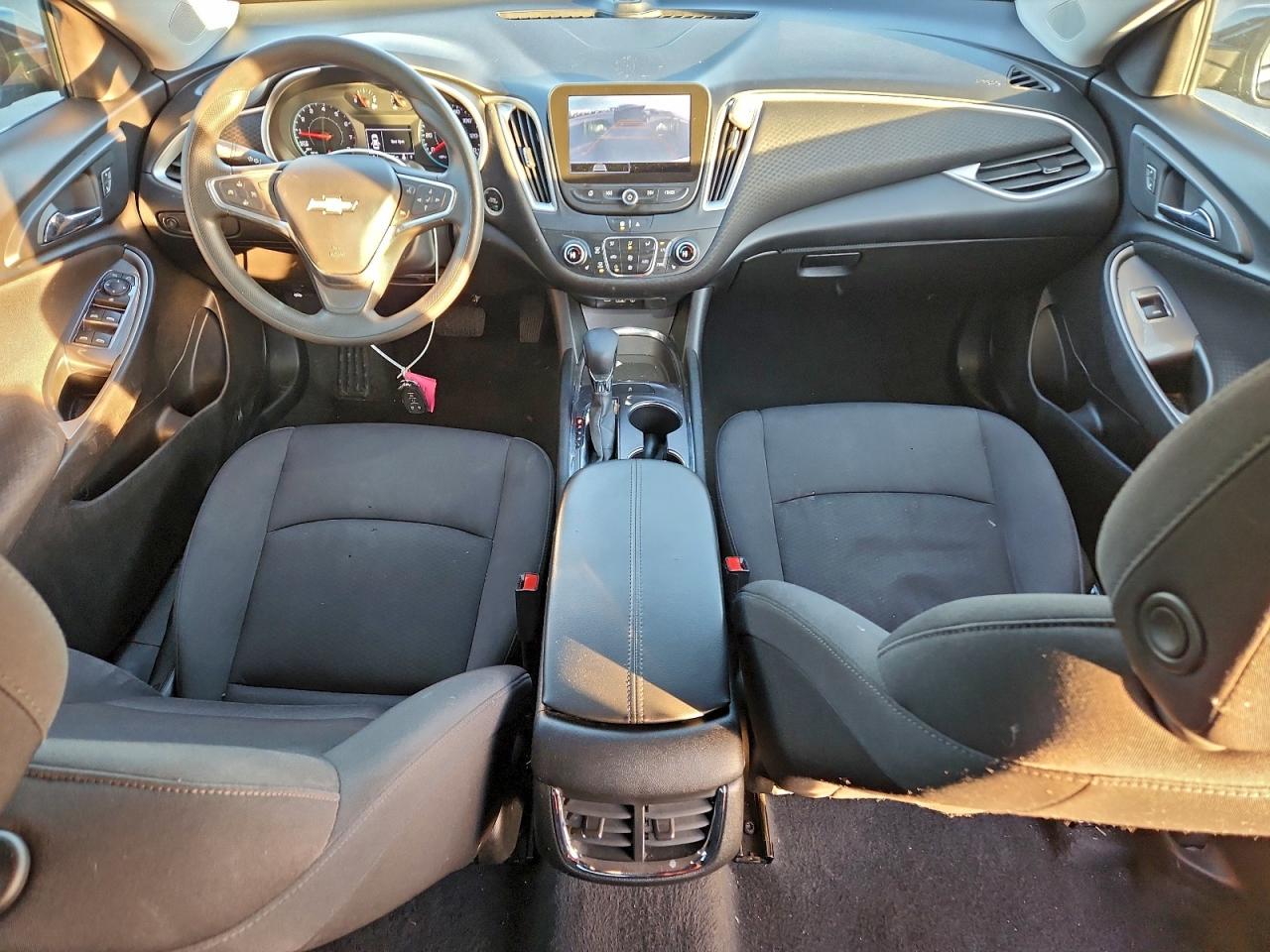2022 CHEVROLET MALIBU LT photo 8