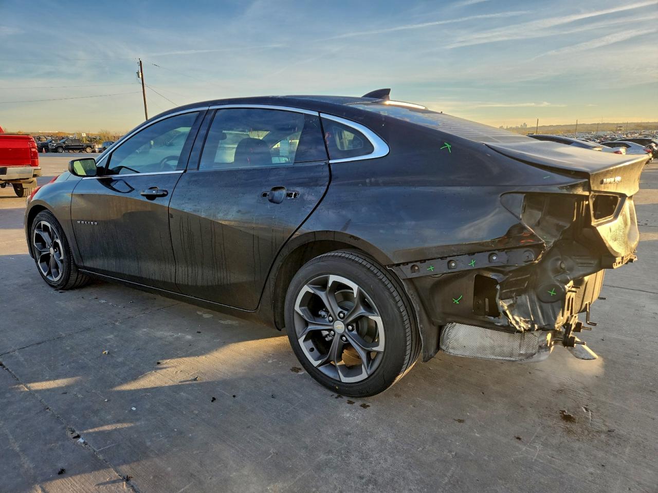 2022 CHEVROLET MALIBU LT photo 2