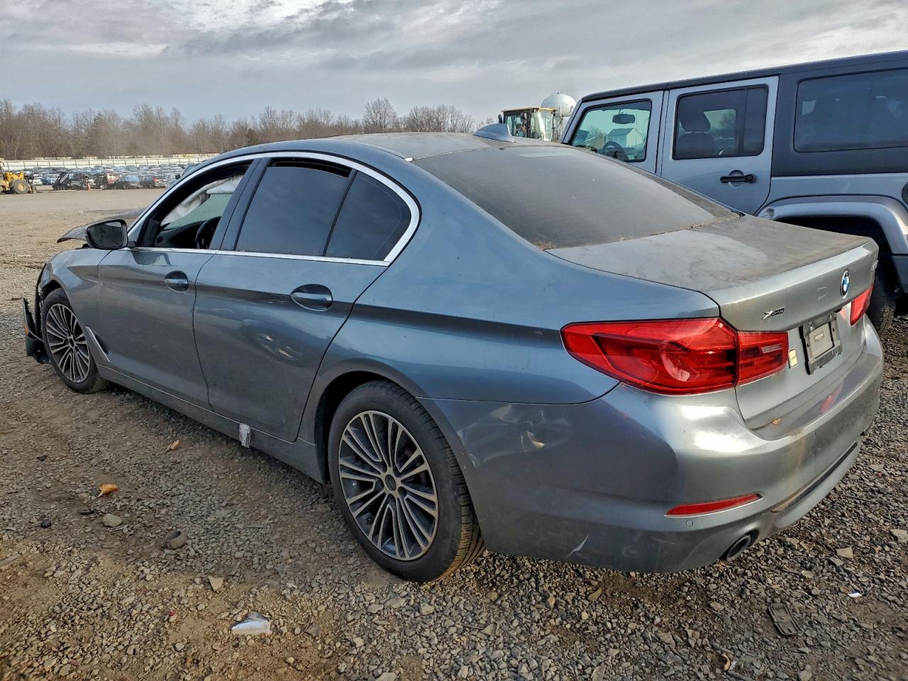 2020 BMW 530 XI photo 4